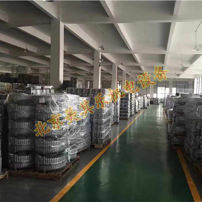 高壓鼓風(fēng)機泵體存放處